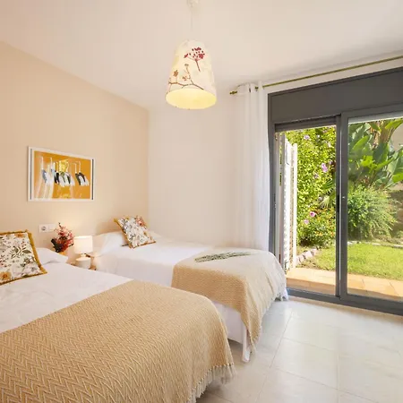 Seaviews Elegance By Fidalsa Calafell